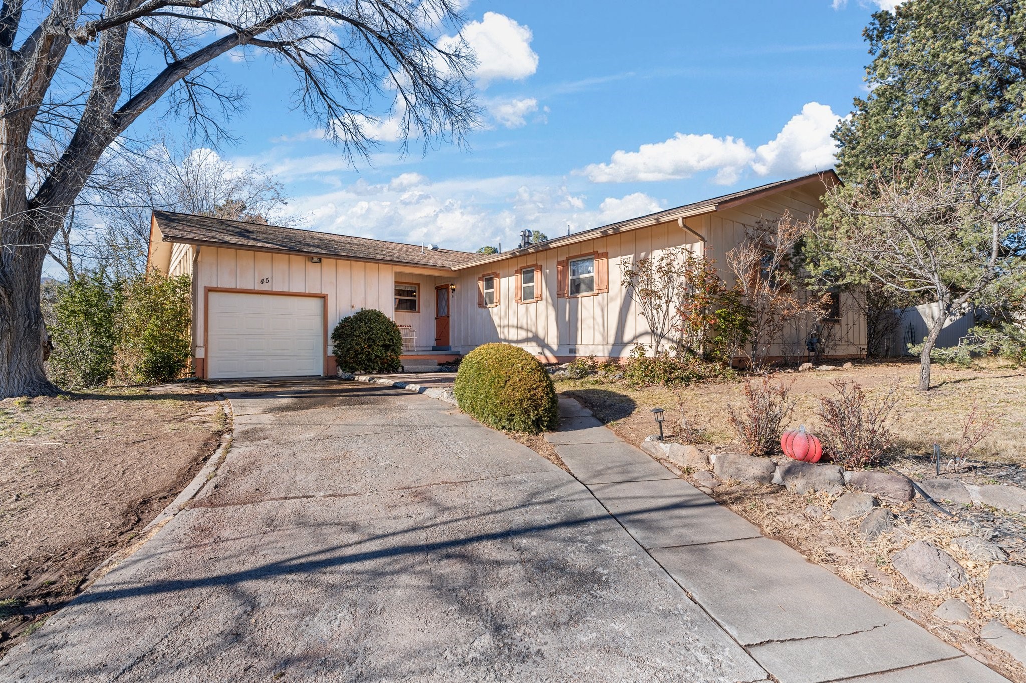 45 Kachina Street, Los Alamos, New Mexico image 1