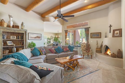 Photo of 7 Westwind Rd, Santa Fe, NM 87508 (MLS # 202505157)