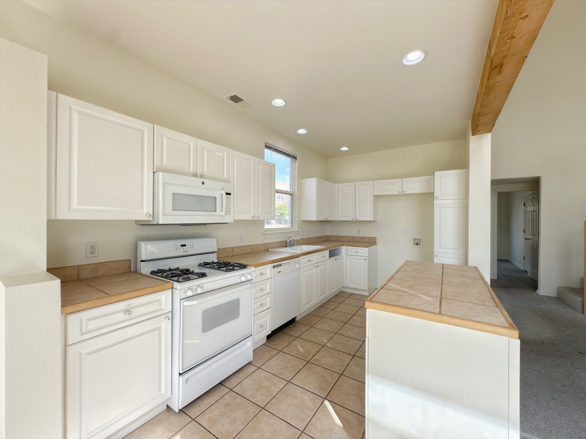 4402 Long Shadow Ln, Santa Fe, New Mexico image 6
