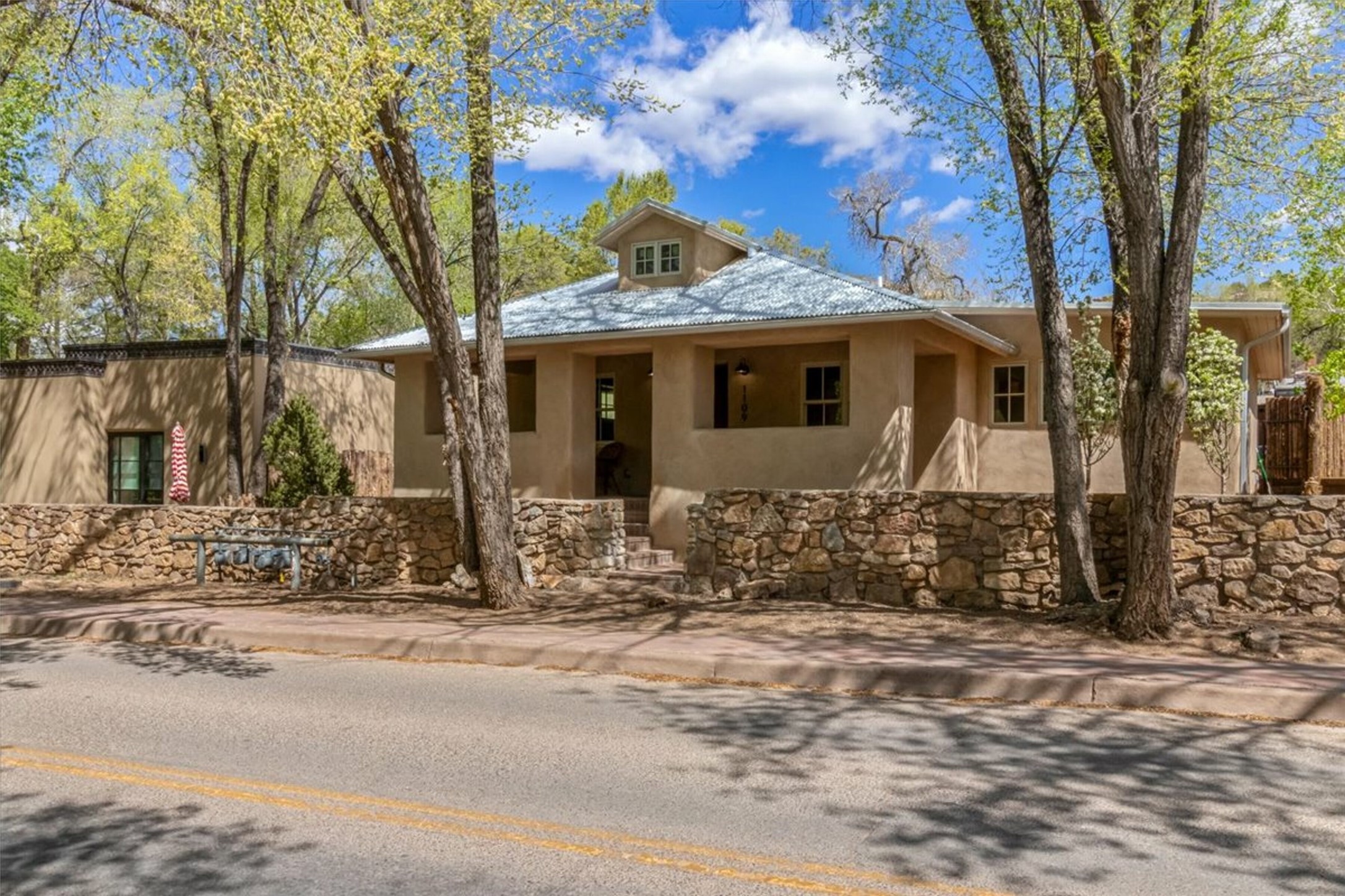 1109 E Alameda, Santa Fe, New Mexico image 2