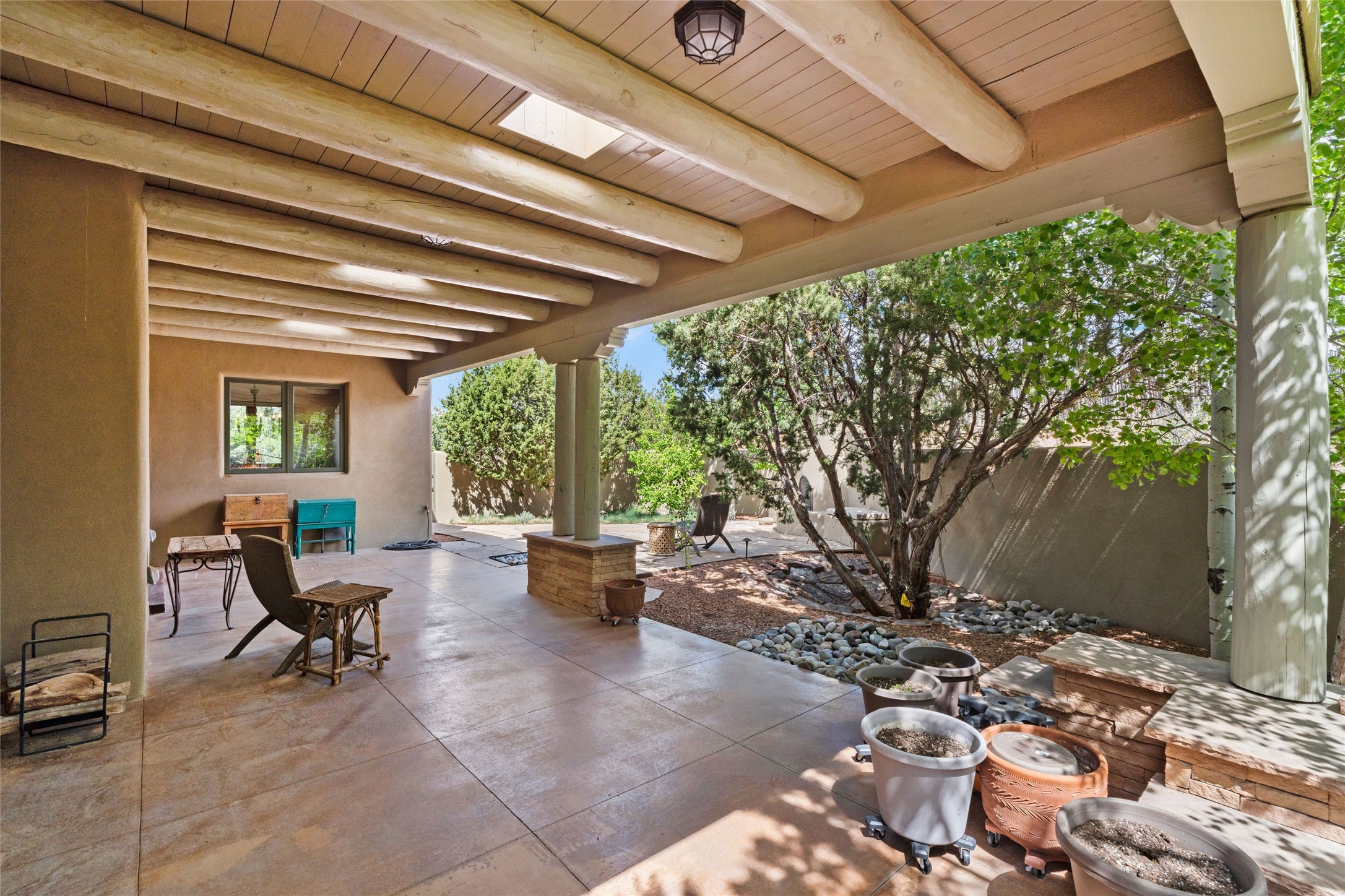 557 Valle Chamiso Lane, Santa Fe, New Mexico image 19