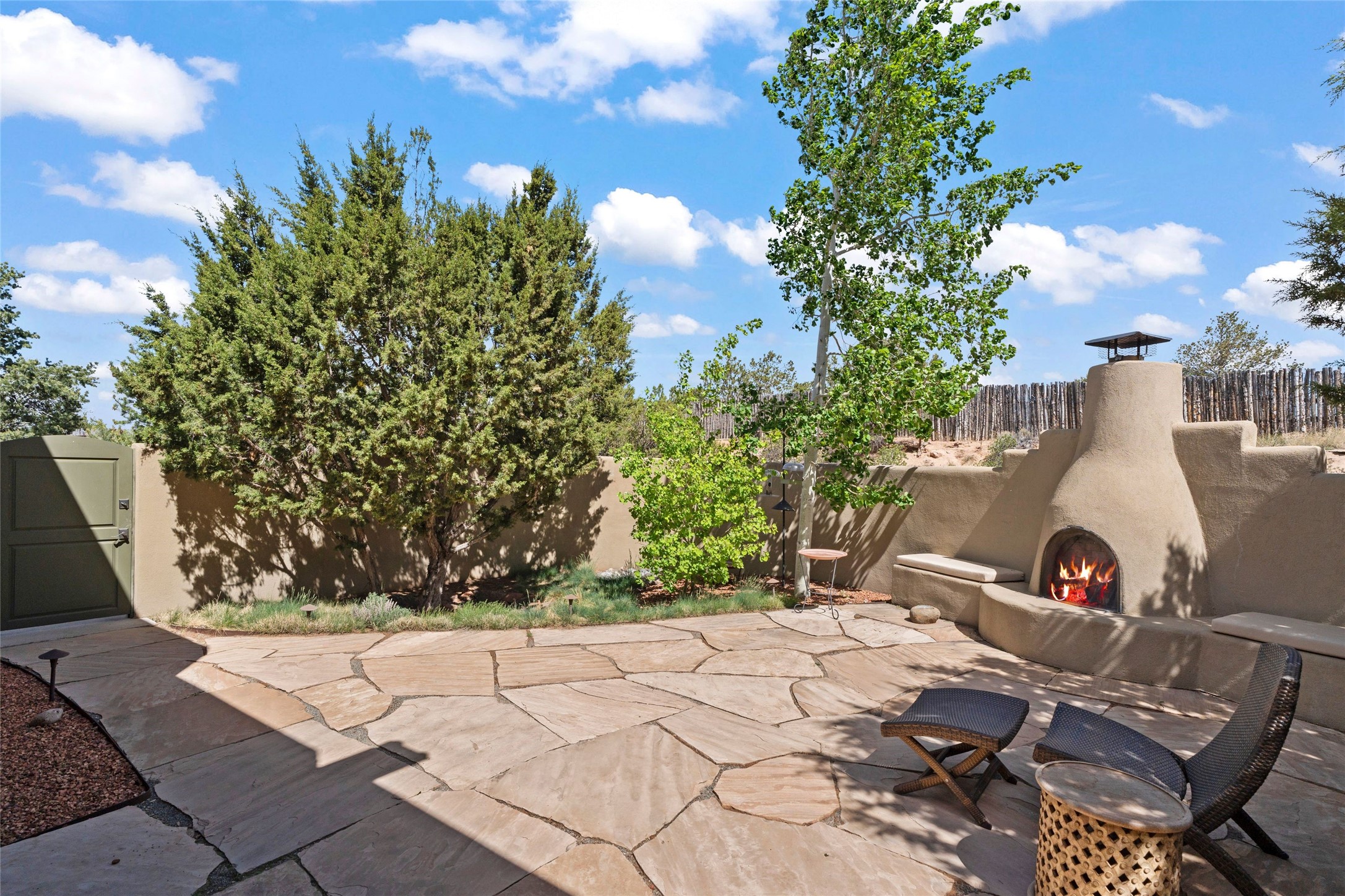 557 Valle Chamiso Lane, Santa Fe, New Mexico image 20