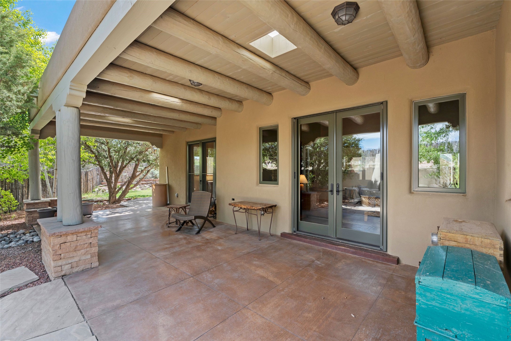557 Valle Chamiso Lane, Santa Fe, New Mexico image 18