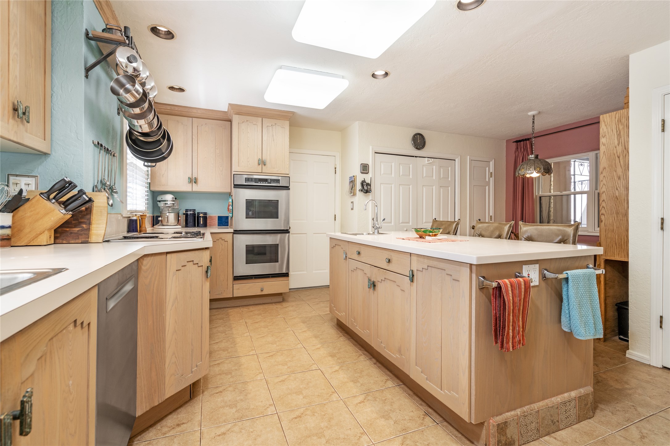 382 Calle Colina, Santa Fe, New Mexico image 12