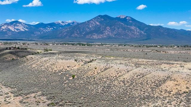 Blueberry Hill Rd, Taos, New Mexico image 20