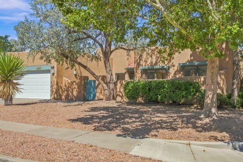 Homes For Sale - 7401 Saratoga Lane<br/> Santa Fe, NM 87507