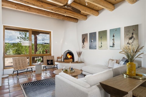 Featured picture for the property 202502455