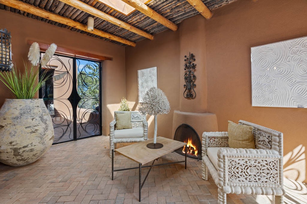 705 Camino Lejo, Santa Fe, New Mexico image 3