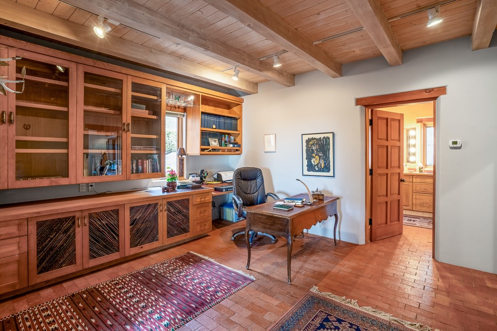 705 Camino Lejo, Santa Fe, New Mexico image 30