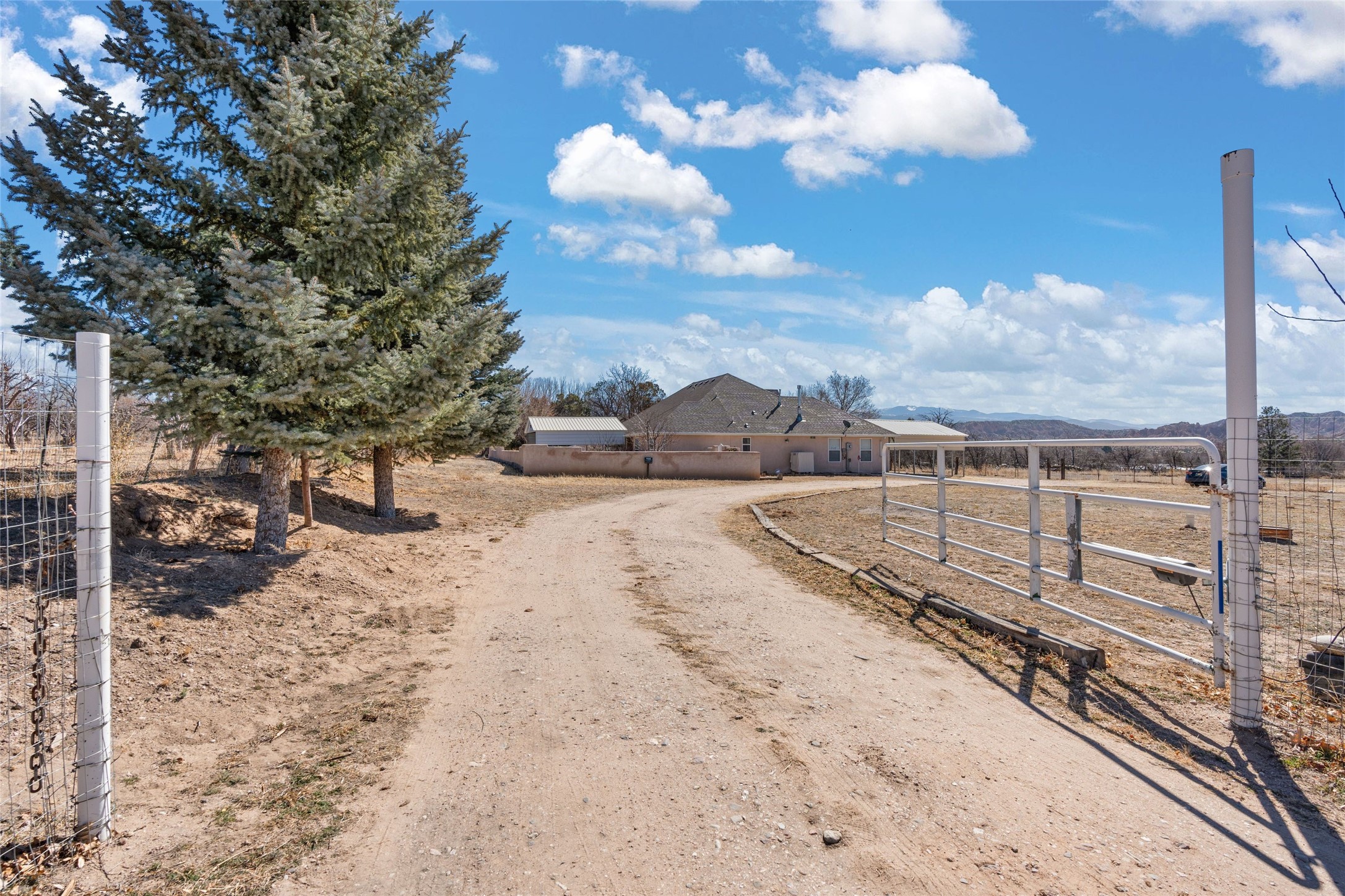120A County Road 92, Chimayo, New Mexico image 40
