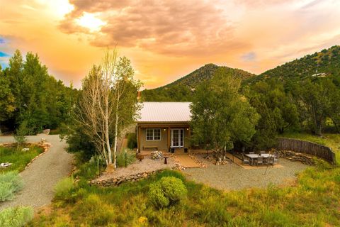 Tiny photo for 10 Sabina Lane, Santa Fe, NM 87508 (MLS # 202600722)