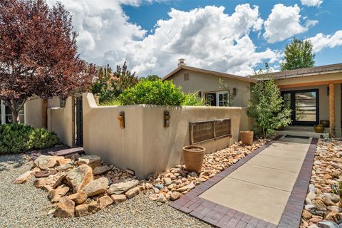 Tiny photo for 10 Sabina Lane, Santa Fe, NM 87508 (MLS # 202600722)