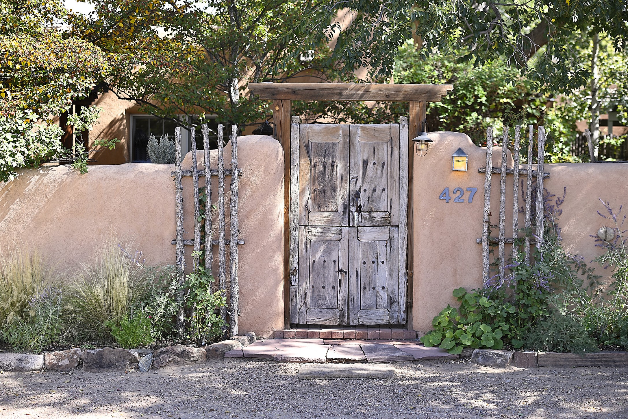 427 San Antonio Street, Santa Fe, New Mexico image 2