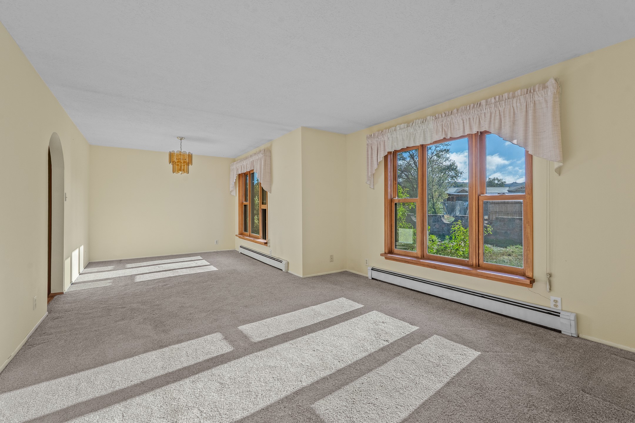 Santa Fe, New Mexico 87532, United States, 4 Bedrooms Bedrooms, ,2 BathroomsBathrooms,Residential,Active,235721