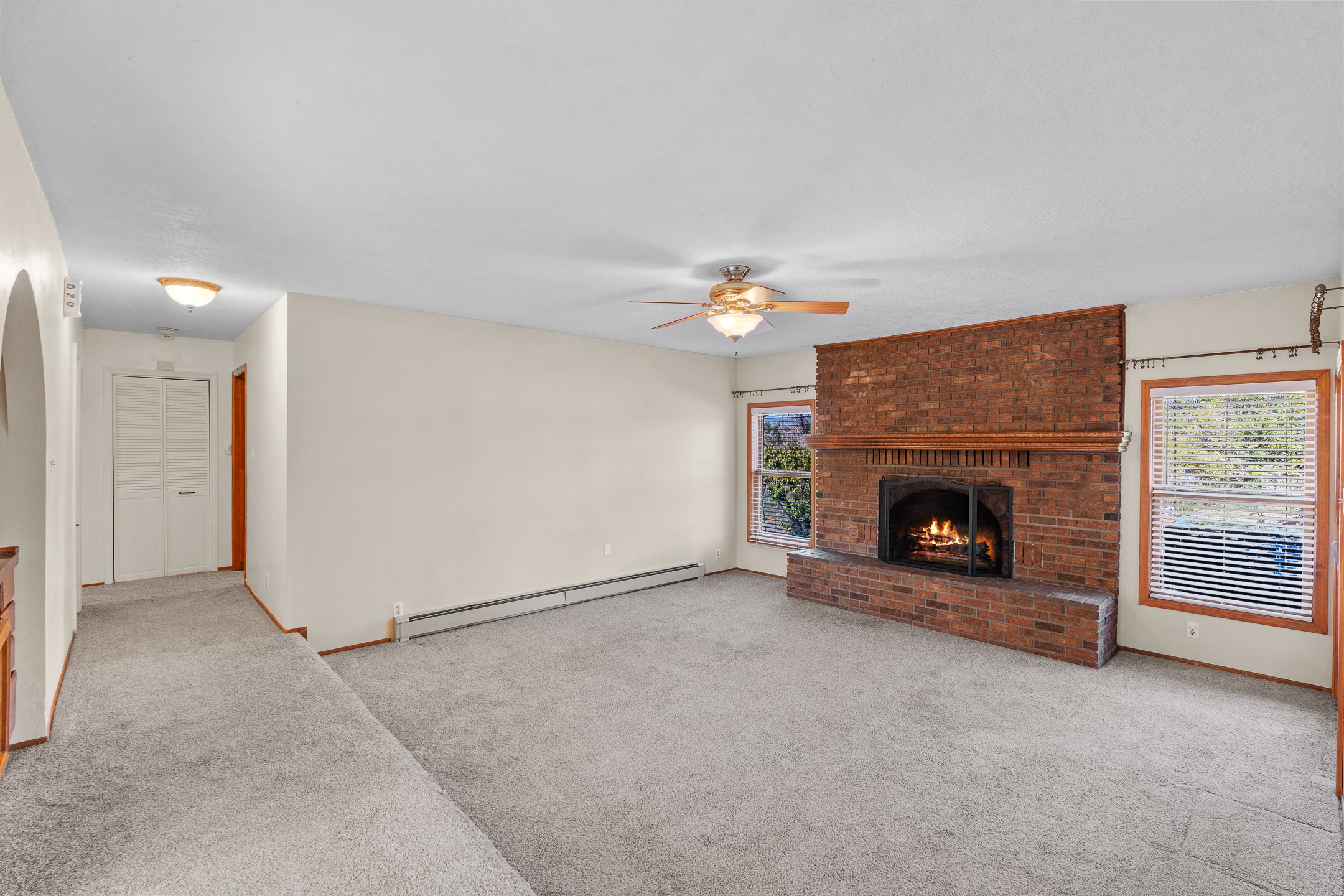 Santa Fe, New Mexico 87532, United States, 4 Bedrooms Bedrooms, ,2 BathroomsBathrooms,Residential,Active,235721