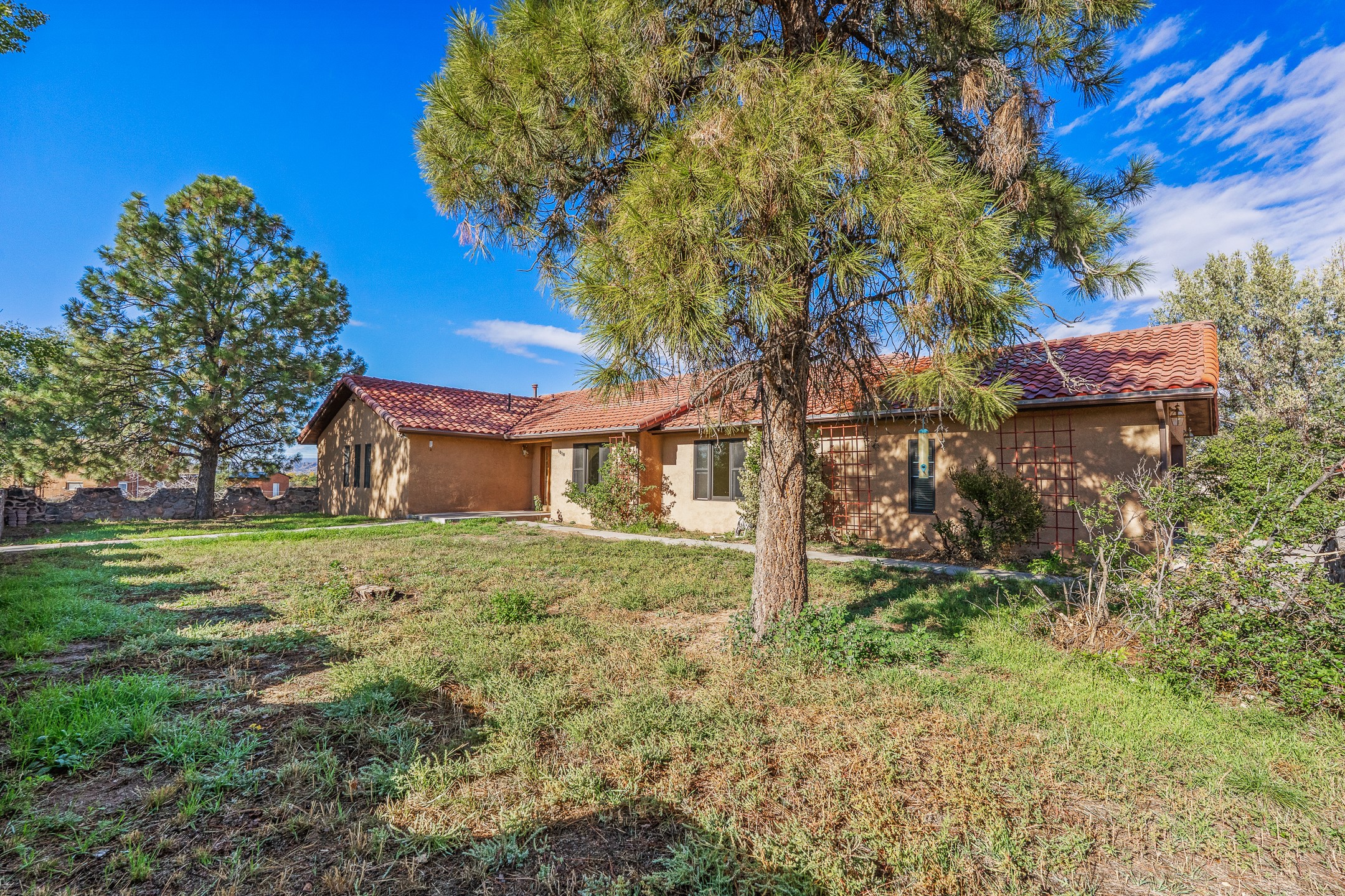 Santa Fe, New Mexico 87532, United States, 4 Bedrooms Bedrooms, ,2 BathroomsBathrooms,Residential,Active,235721