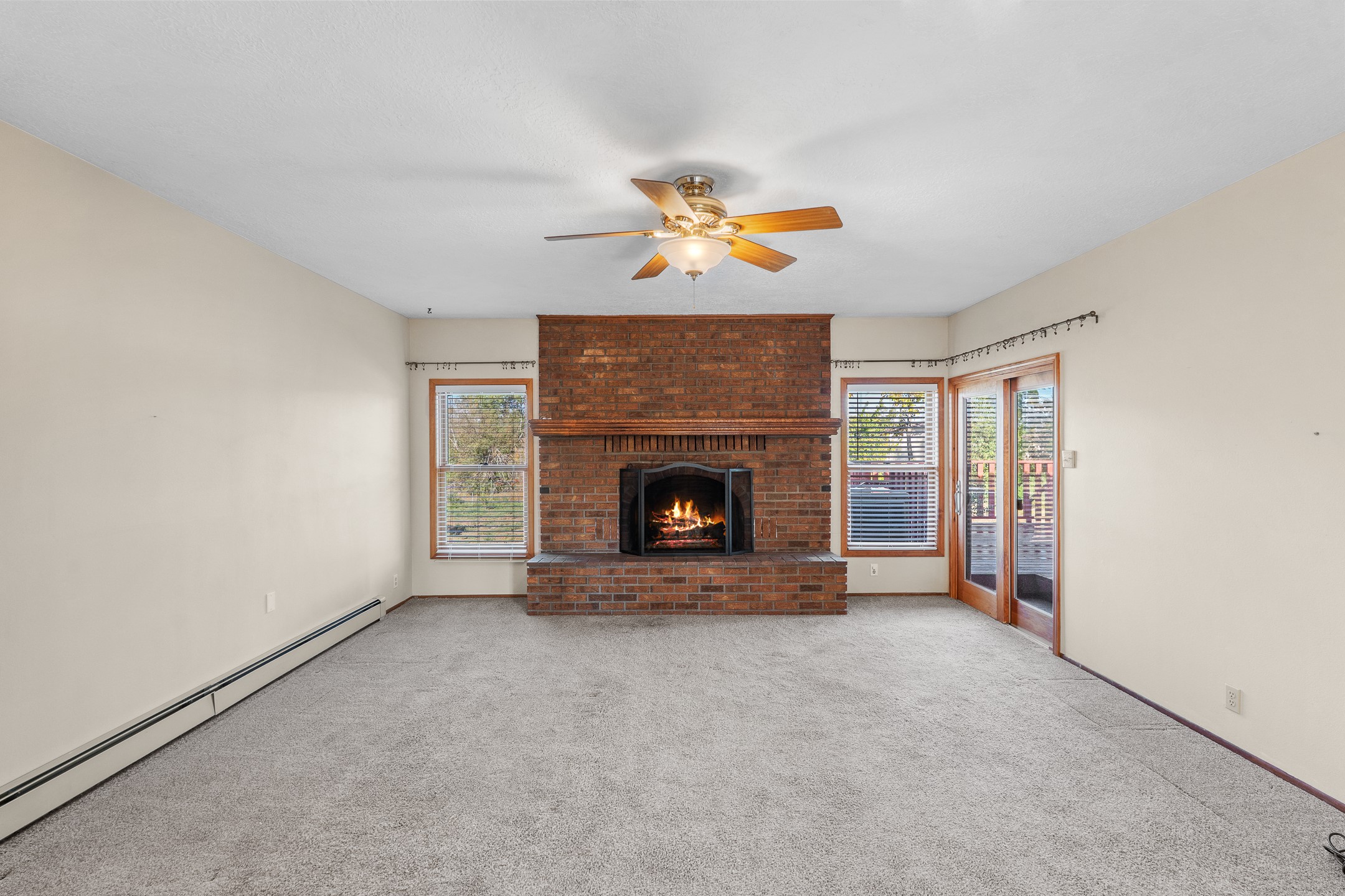 Santa Fe, New Mexico 87532, United States, 4 Bedrooms Bedrooms, ,2 BathroomsBathrooms,Residential,Active,235721