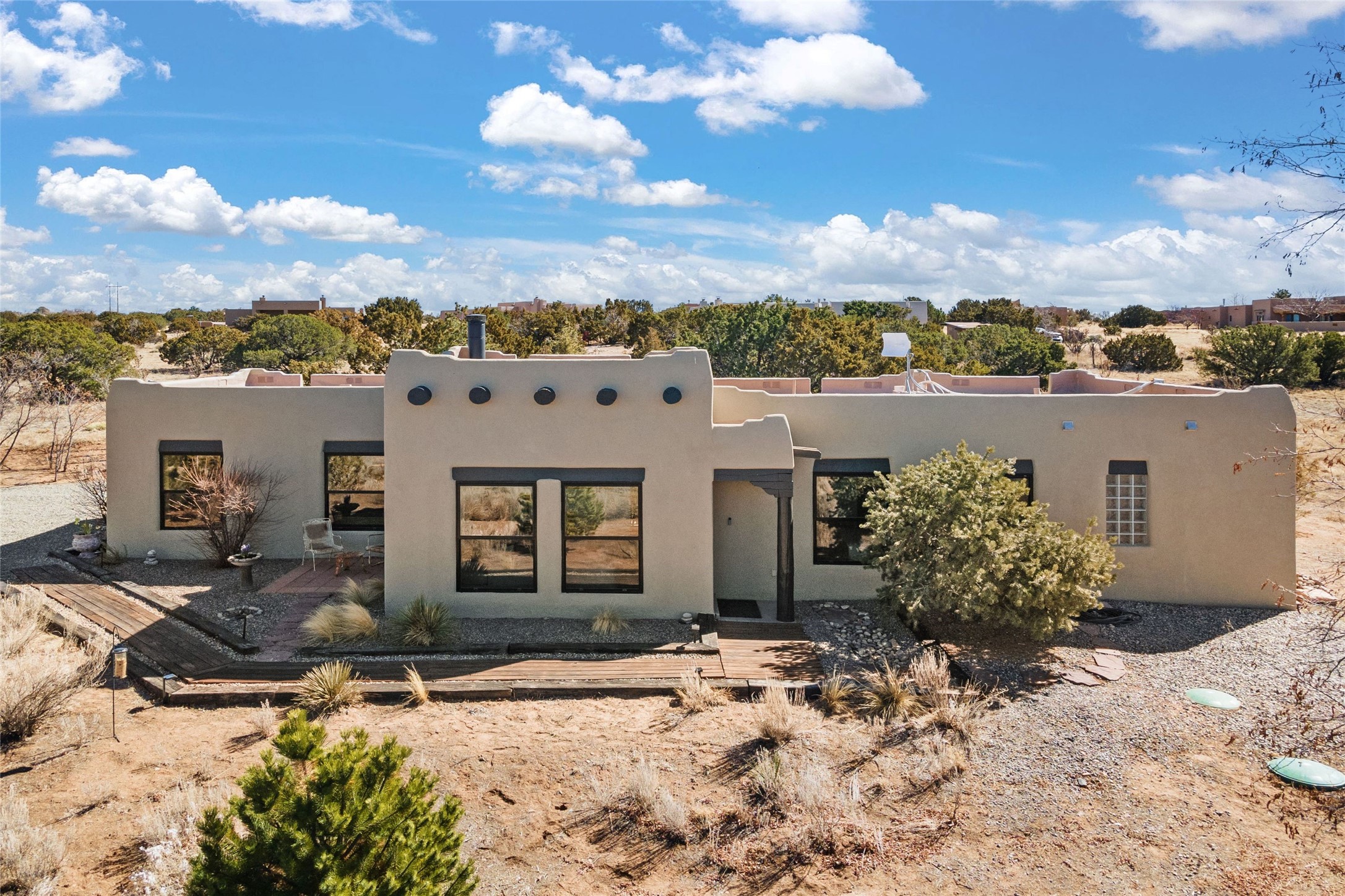 21 Estambre Road, Santa Fe, New Mexico image 5