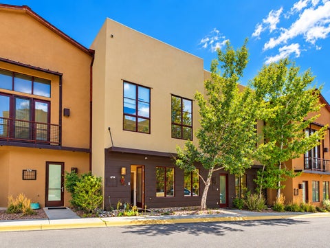Townhouse For Sale - 4714 Quemazon Place<br/> Los Alamos, NM 87544