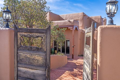 Tiny photo for 4 Old Agua Fria Rd E, Santa Fe, NM 87508 (MLS # 202600889)