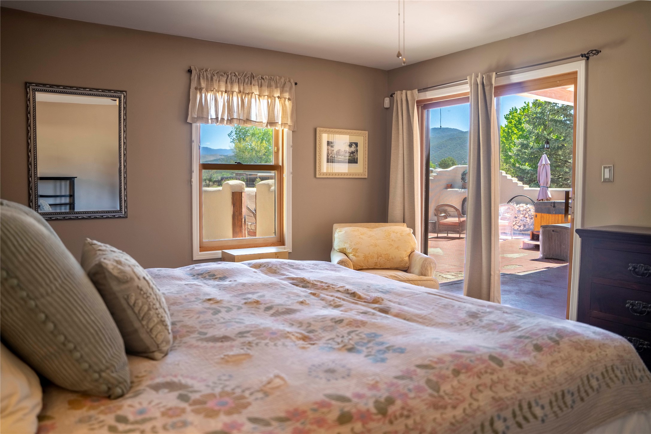 347 Sierra Vista Lane, Taos, New Mexico image 22
