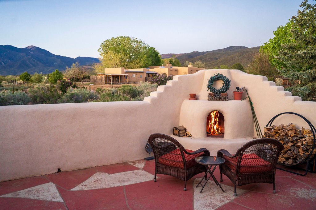 347 Sierra Vista Lane, Taos, New Mexico image 23