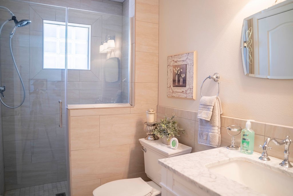 347 Sierra Vista Lane, Taos, New Mexico image 18