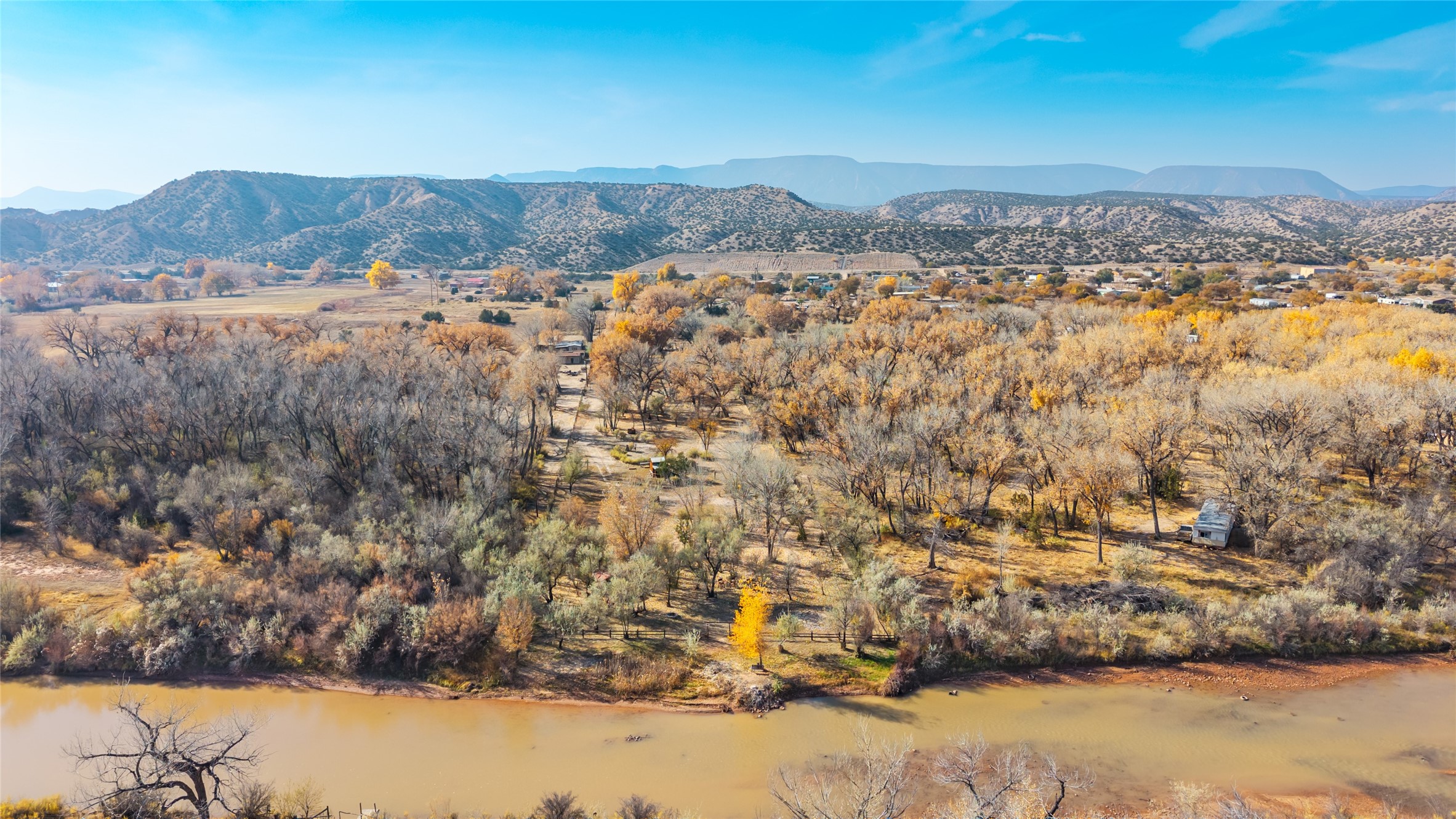 Abiquiu, New Mexico 87510, United States, 4 Bedrooms Bedrooms, ,2 BathroomsBathrooms,Residential,Active,241262