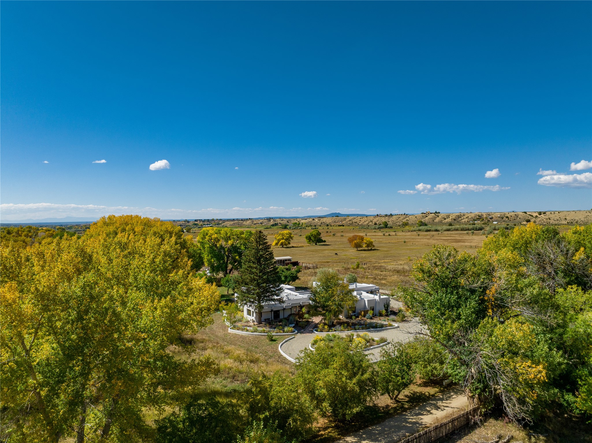 720 Karavas Rd Rd, Taos, New Mexico image 6