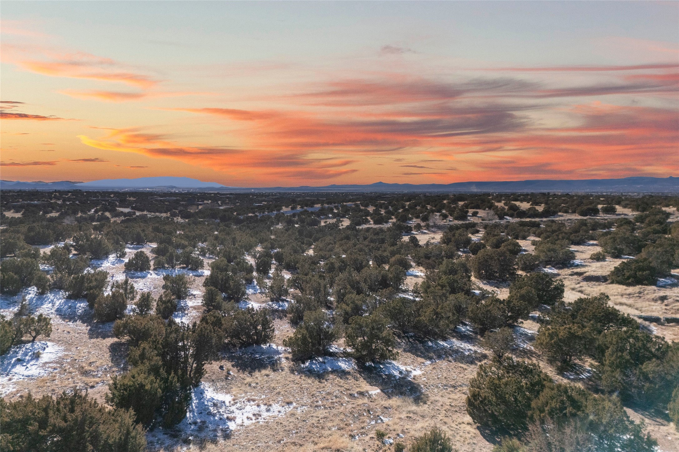 5 E Camino Del Cielo, Santa Fe, New Mexico image 5