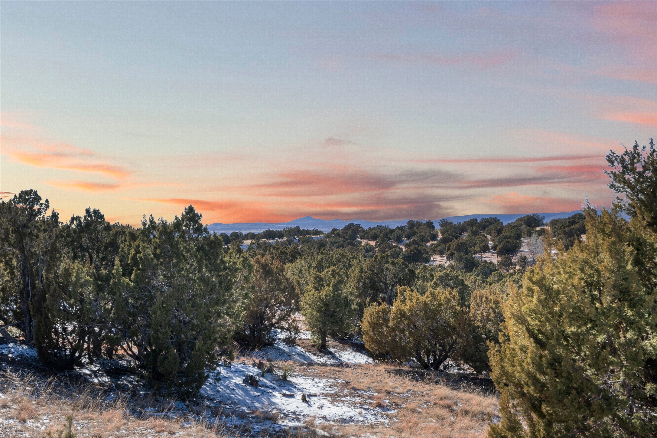 5 E Camino Del Cielo, Santa Fe, New Mexico image 11