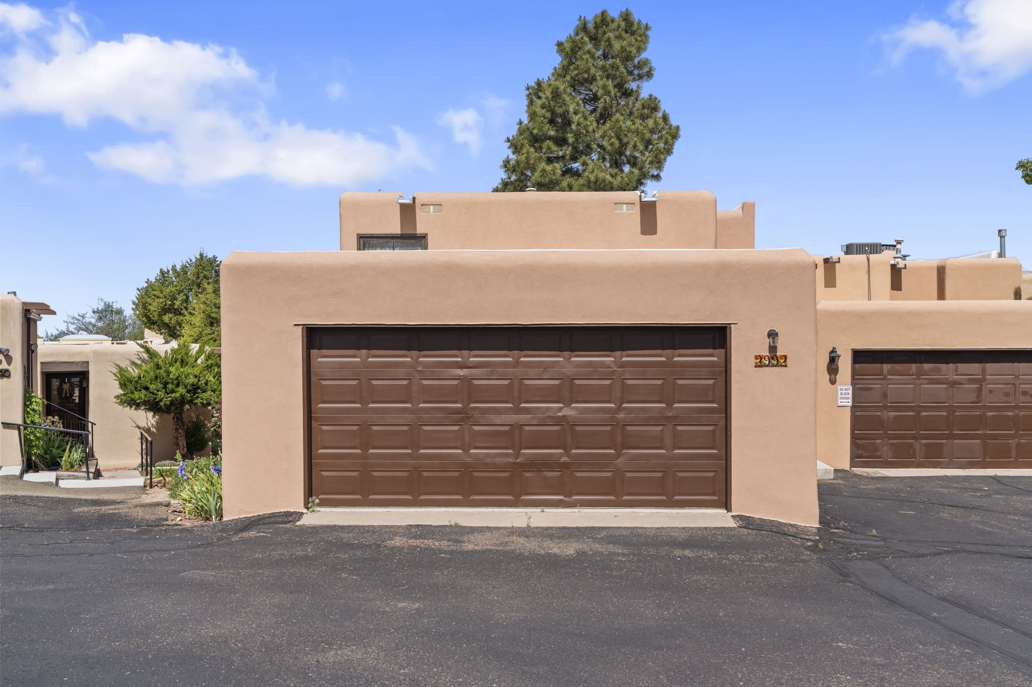 2992 Plaza Azul, Santa Fe, New Mexico image 2