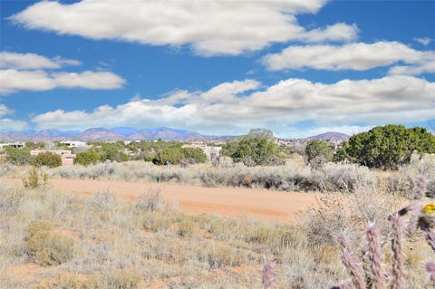 Tiny photo for 6 Lobo Lane LN, Santa Fe, NM 87508 (MLS # 202604093)