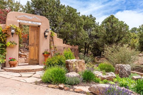 Homes For Sale - 8 San Juan Ranch Rd<br/> Santa Fe, NM 87506