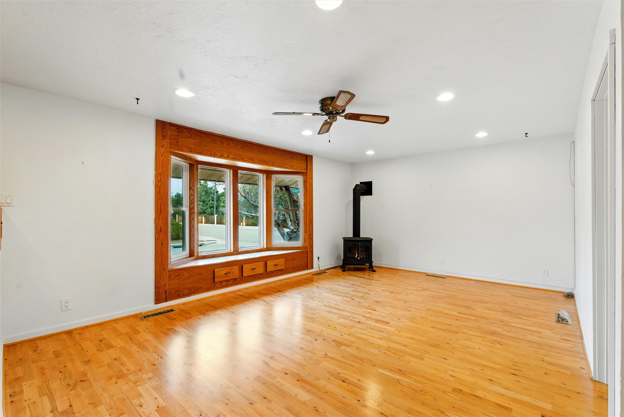 1021 Pinon Loop, Los Alamos, New Mexico image 4