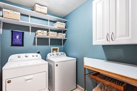 Tiny photo for 37 Paseo Del Pinon, Santa Fe, NM 87508 (MLS # 202600610)