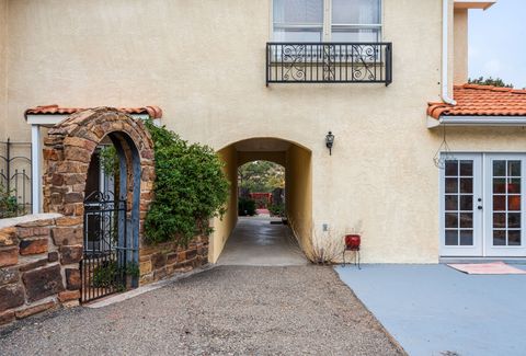 Tiny photo for 37 Paseo Del Pinon, Santa Fe, NM 87508 (MLS # 202600610)