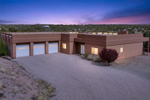 Photo of 64 Coyote Trail, Santa Fe, NM 87508 (MLS # 202602204)