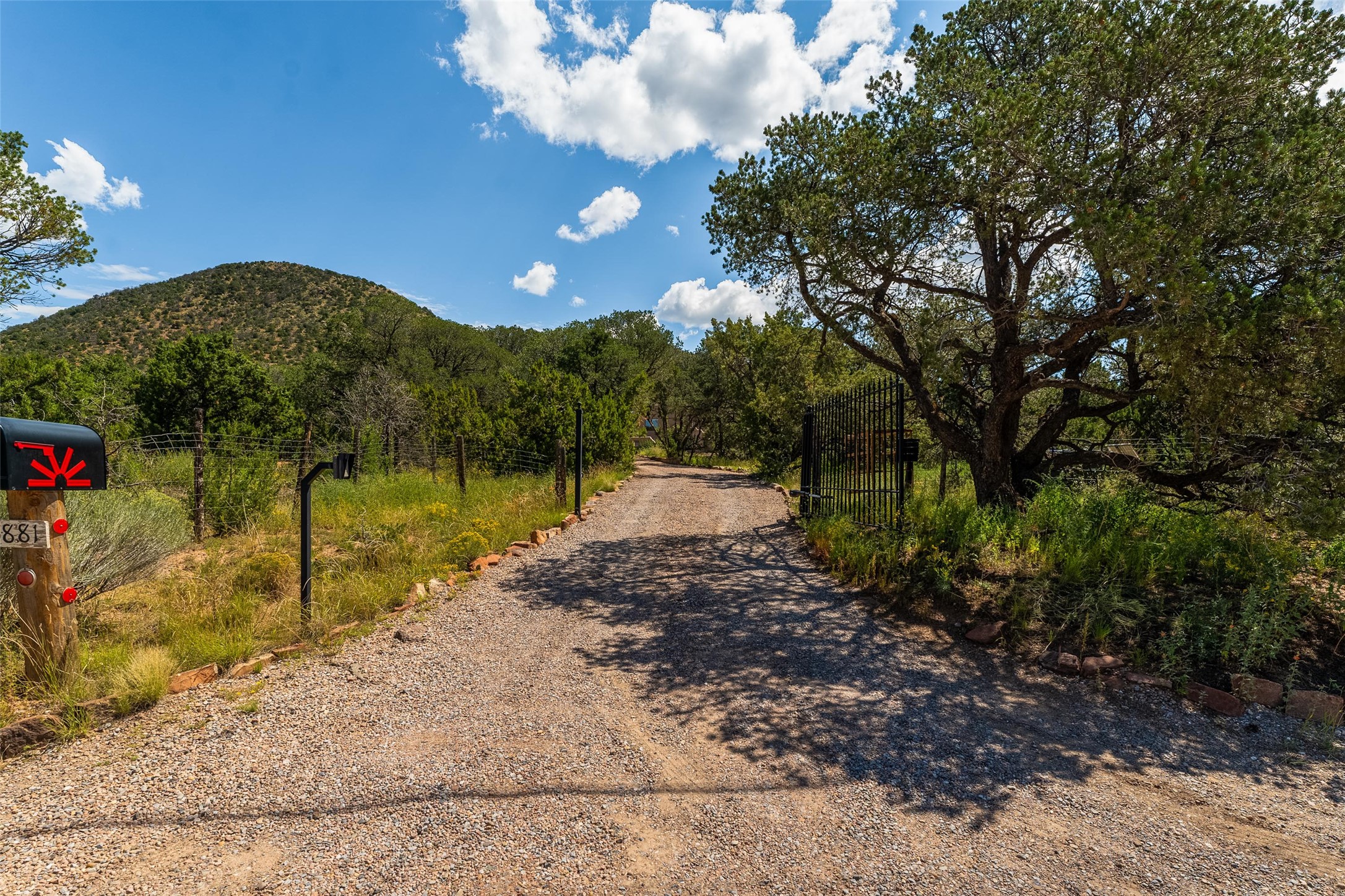 3881 Old Santa Fe Trl, Santa Fe, New Mexico image 44