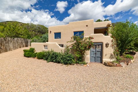 3881 Old Santa Fe Trail Santa Fe NM 87505