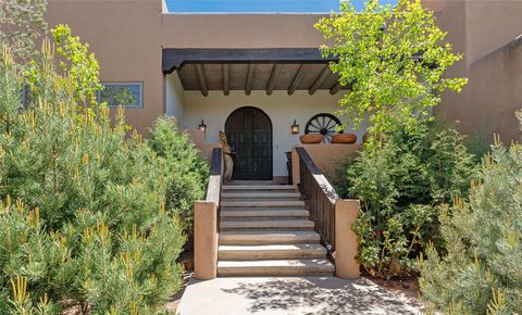 Homes For Sale - 1327 Old Pecos Trail<br/> Santa Fe County, Santa Fe, NM 87505