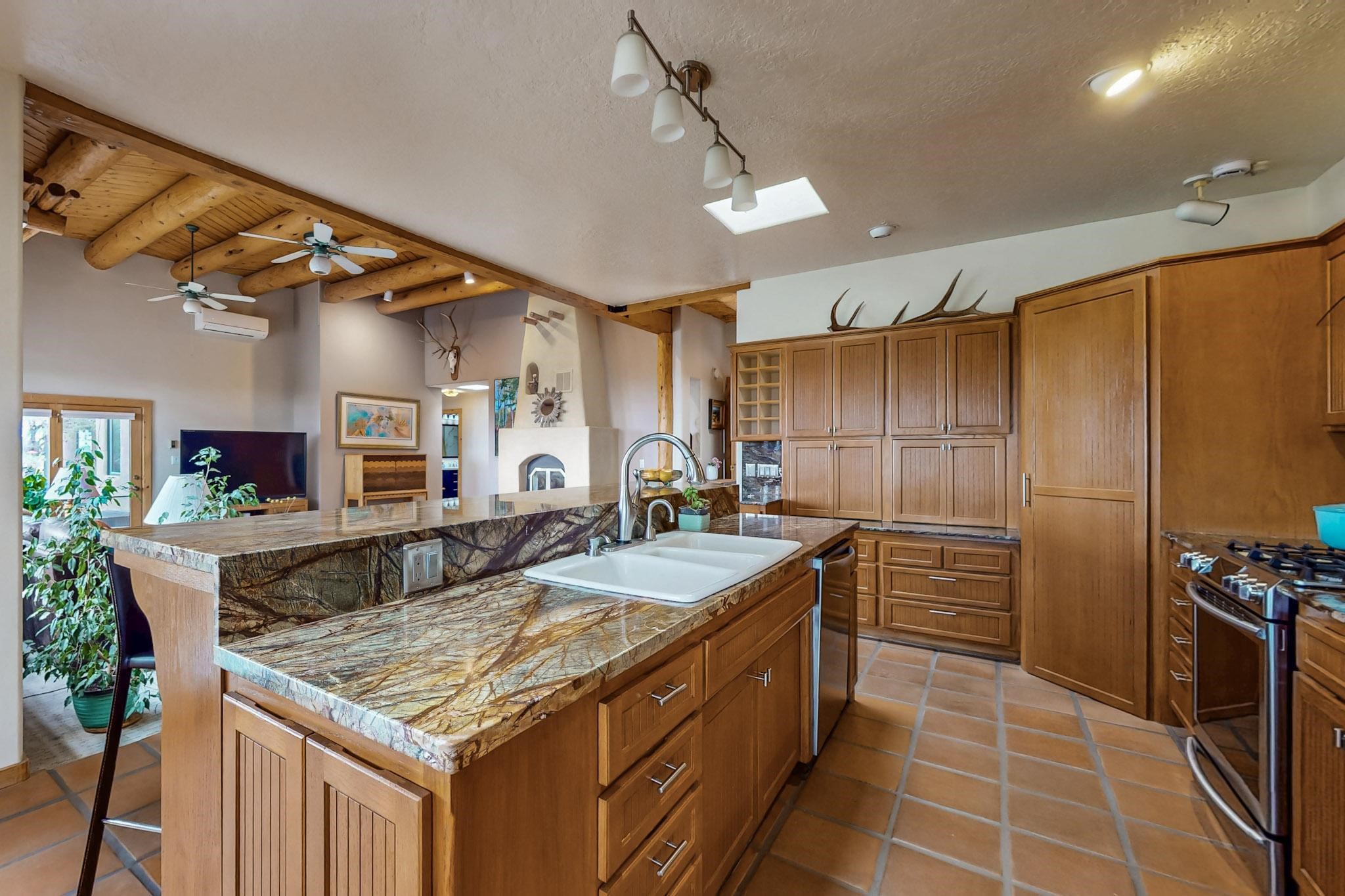 31 Camino Del Gallo, Lamy, New Mexico image 8