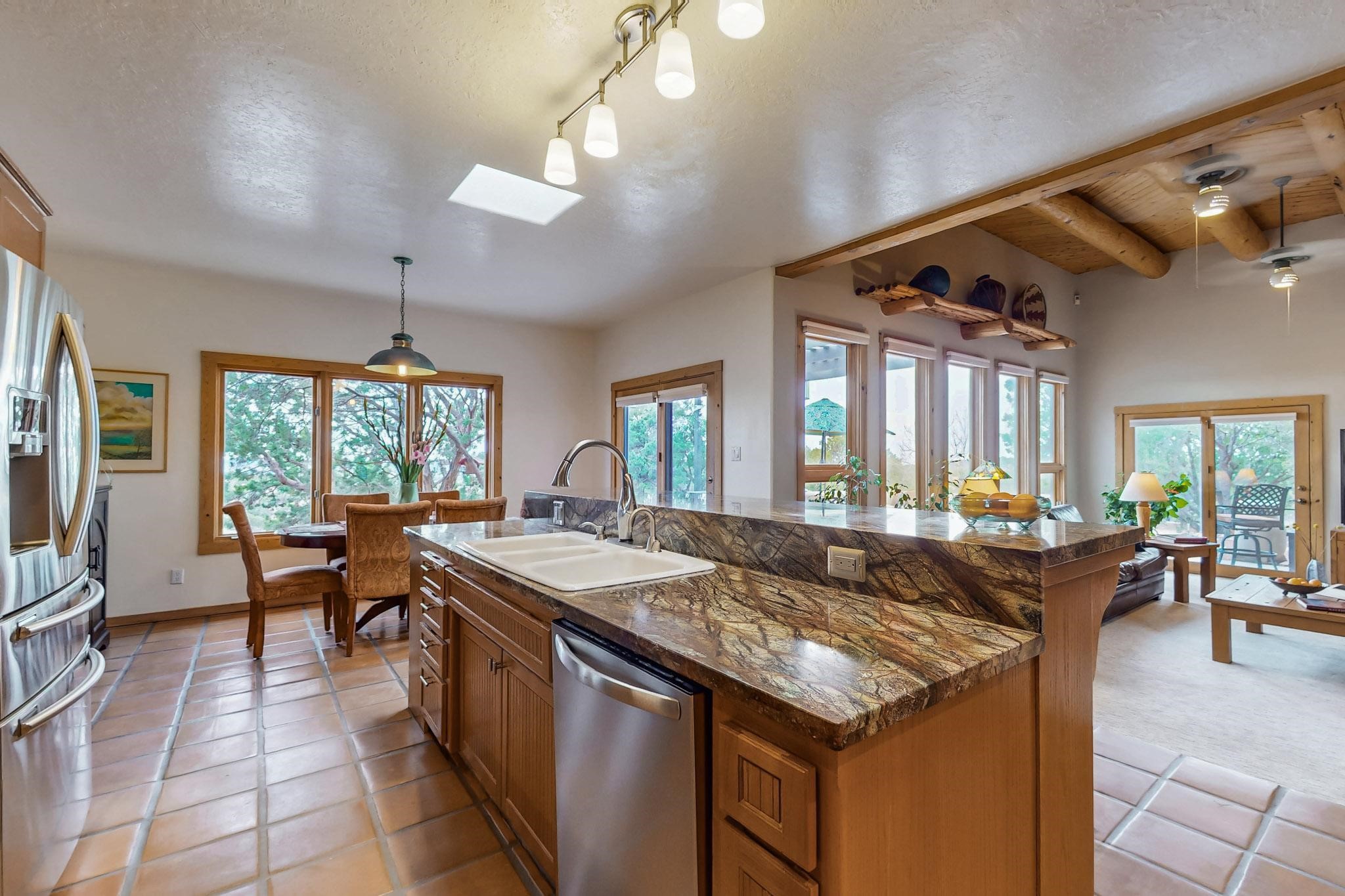 31 Camino Del Gallo, Lamy, New Mexico image 9