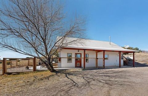 Tiny photo for 26 Jennifer Way, Santa Fe, NM 87508 (MLS # 202600747)