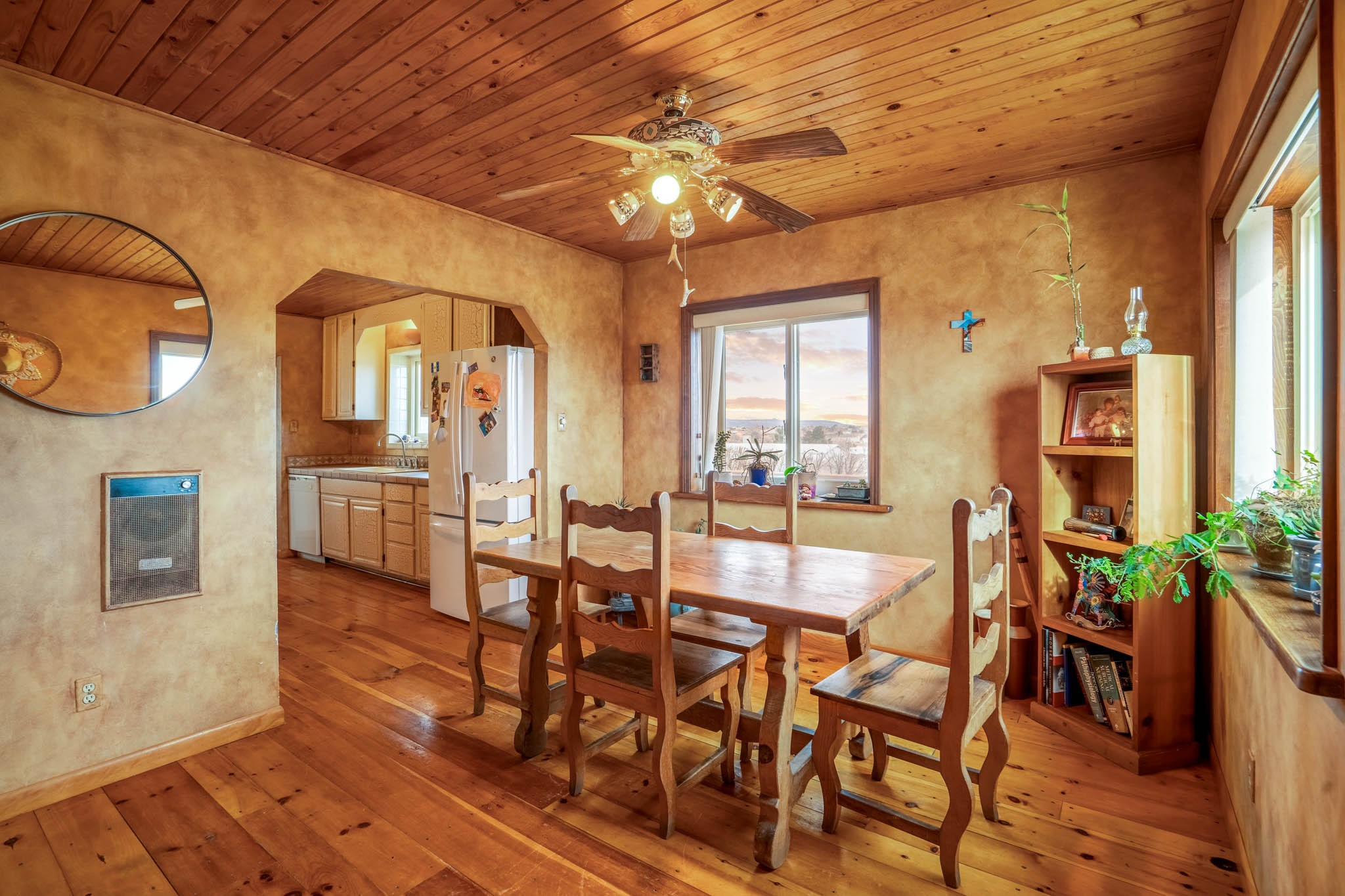 29 Comanche Drive, Santa Fe, New Mexico image 1