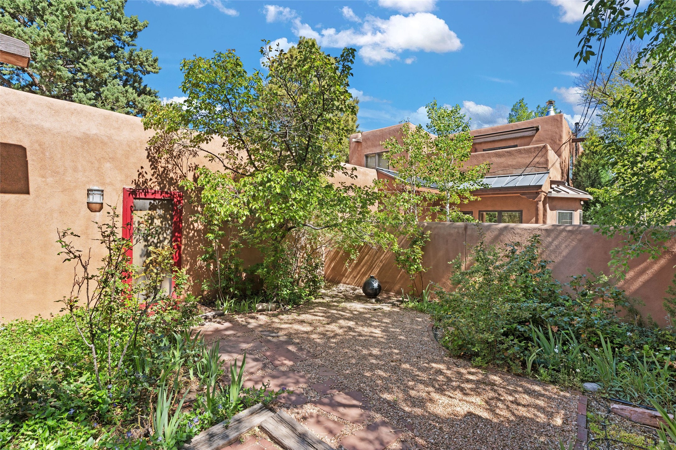 409 E Coronado Rd #2, Santa Fe, New Mexico image 21