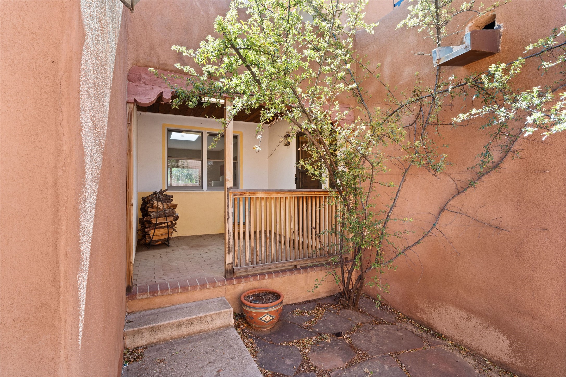 409 E Coronado Rd #2, Santa Fe, New Mexico image 22
