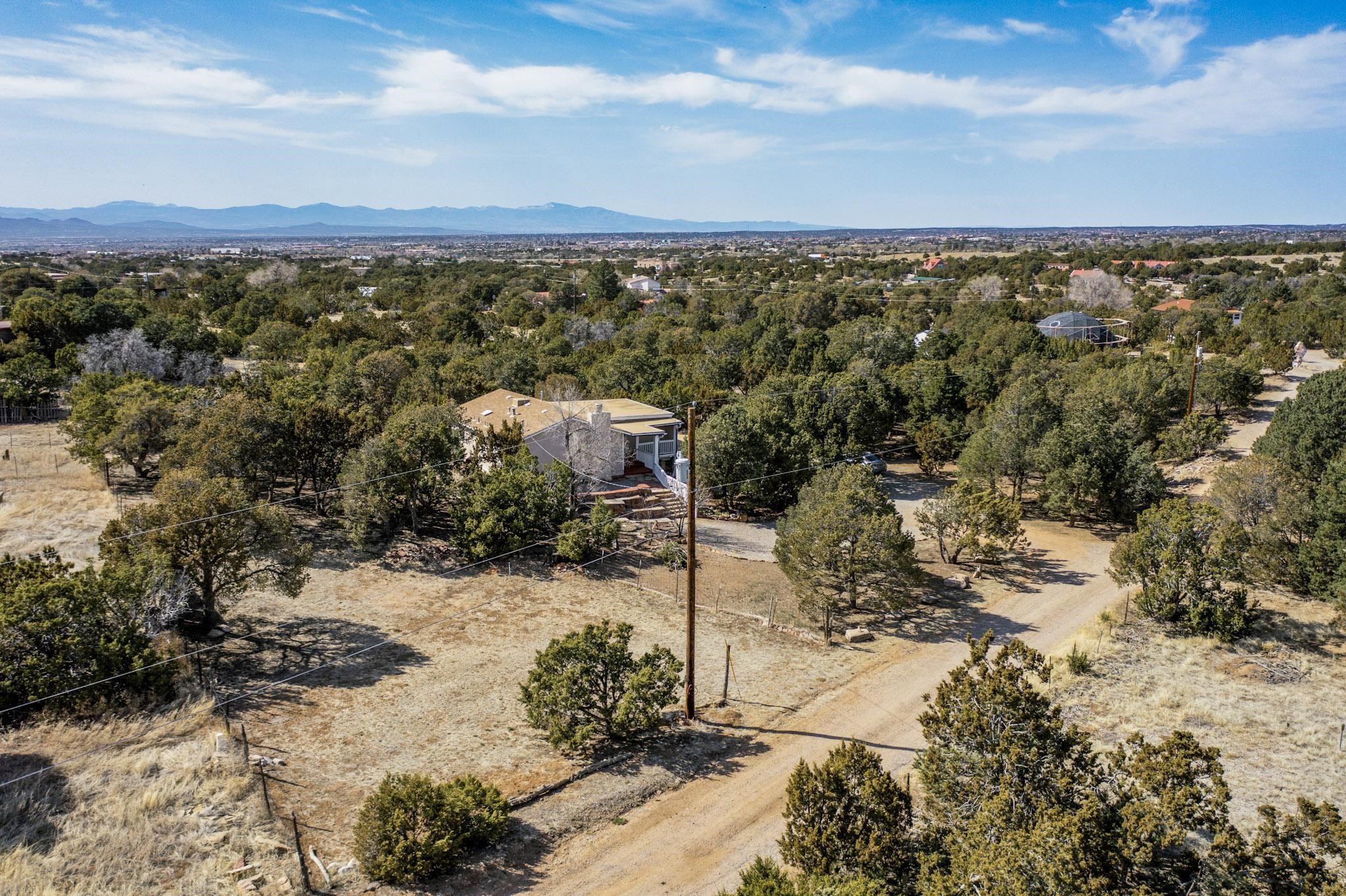17A Old Agua Fria Road, Santa Fe, New Mexico image 34