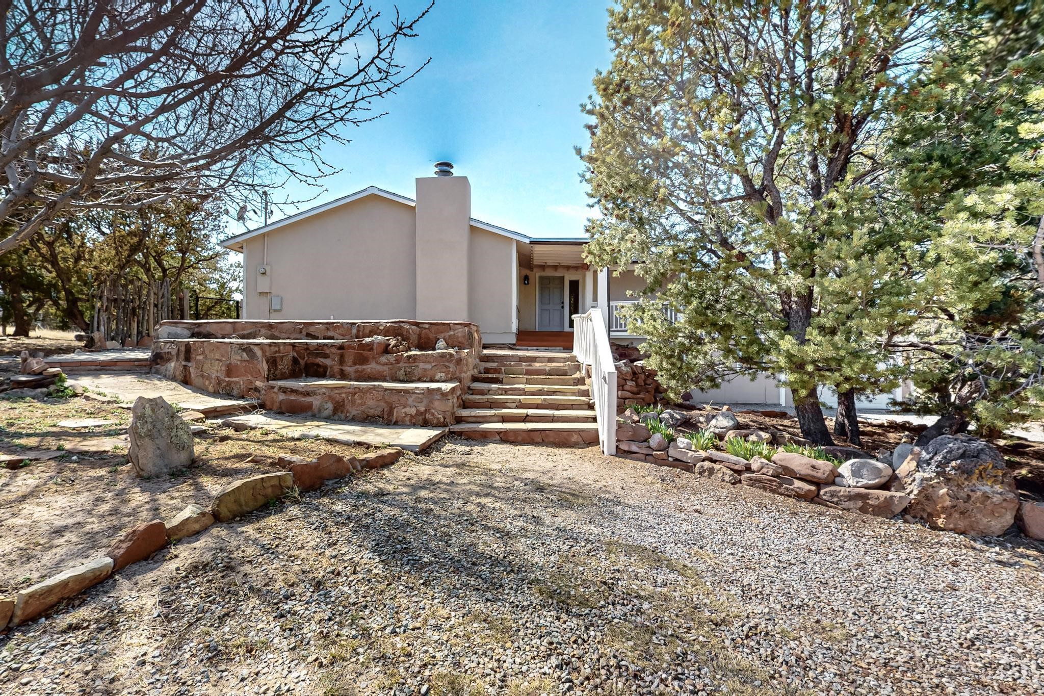 17A Old Agua Fria Road, Santa Fe, New Mexico image 46