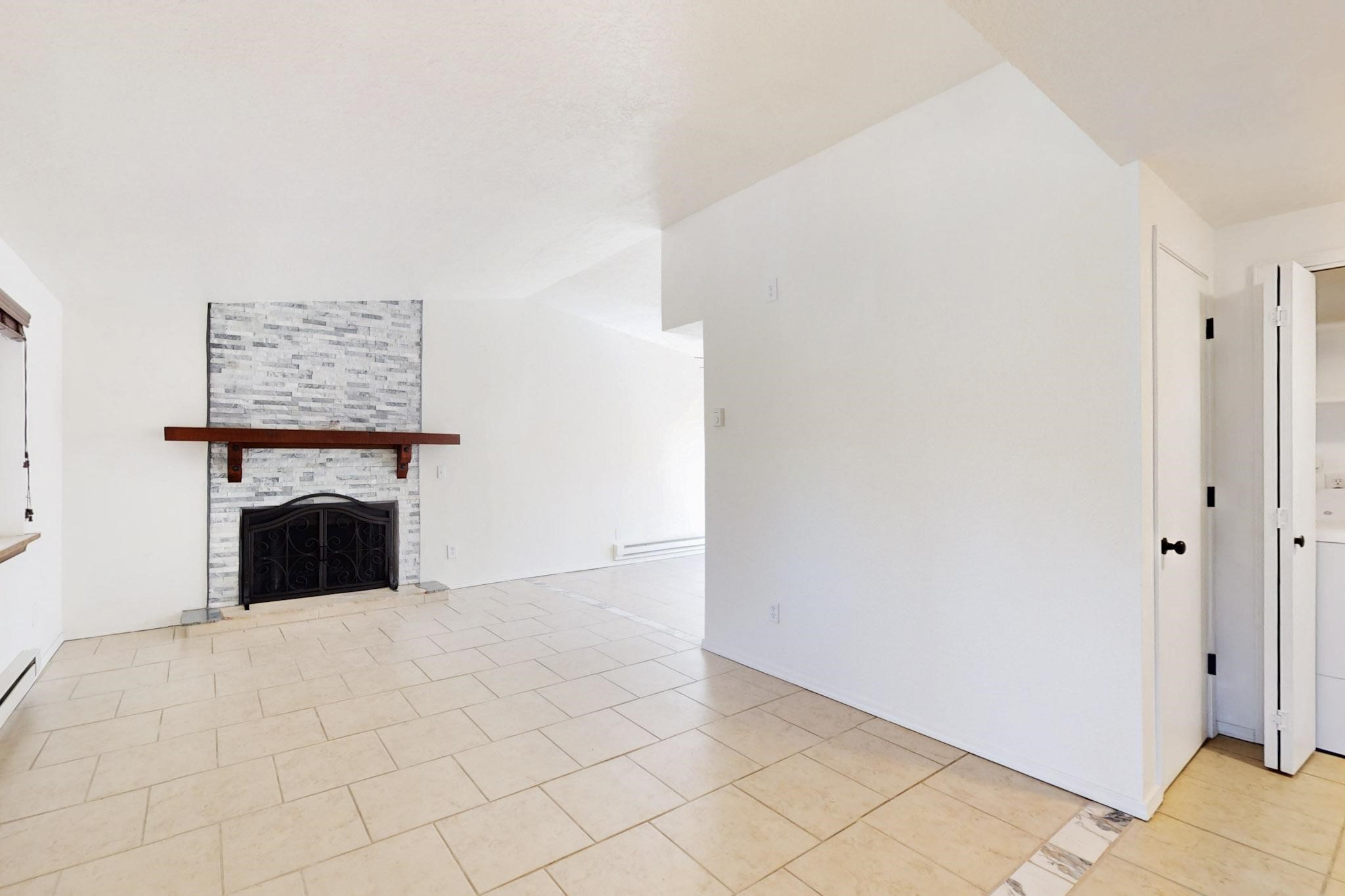 17A Old Agua Fria Road, Santa Fe, New Mexico image 5